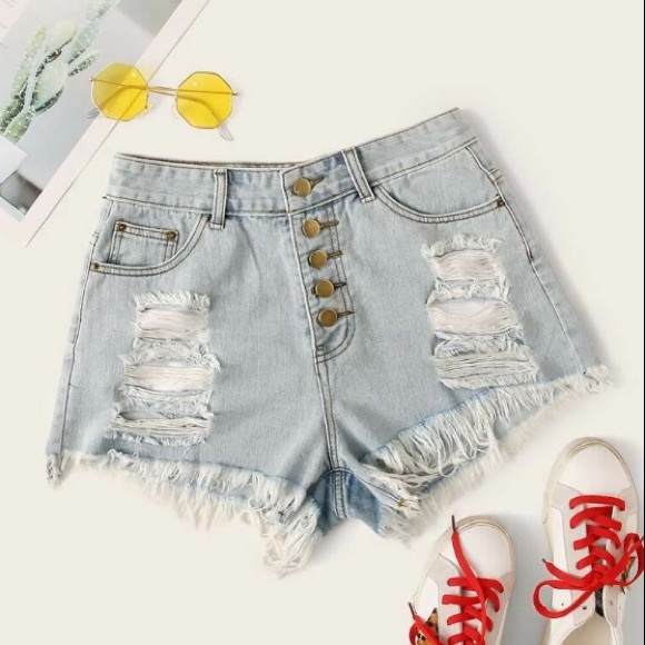 Brandy Melville Pants - cute high waisted jean shorts